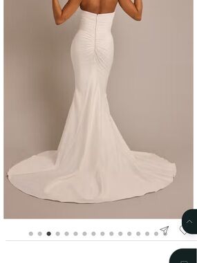 David Bridal Galina Signature Mermaid Strapless White Wedding Dress Size 6